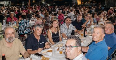 CARRASCO COMPARTE CON LOS VECINOS DE BENADRESSA SUS FIESTAS DE VERANO
