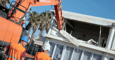 València moderniza su fachada marítima con la renovación de los restaurantes de la Malva-rosa, una nueva imagen sostenible e integrada