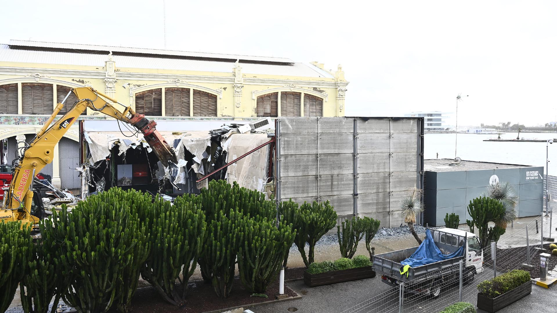 ayuntamiento-puerto-valència-nuevos-jardines-torre-100-metros