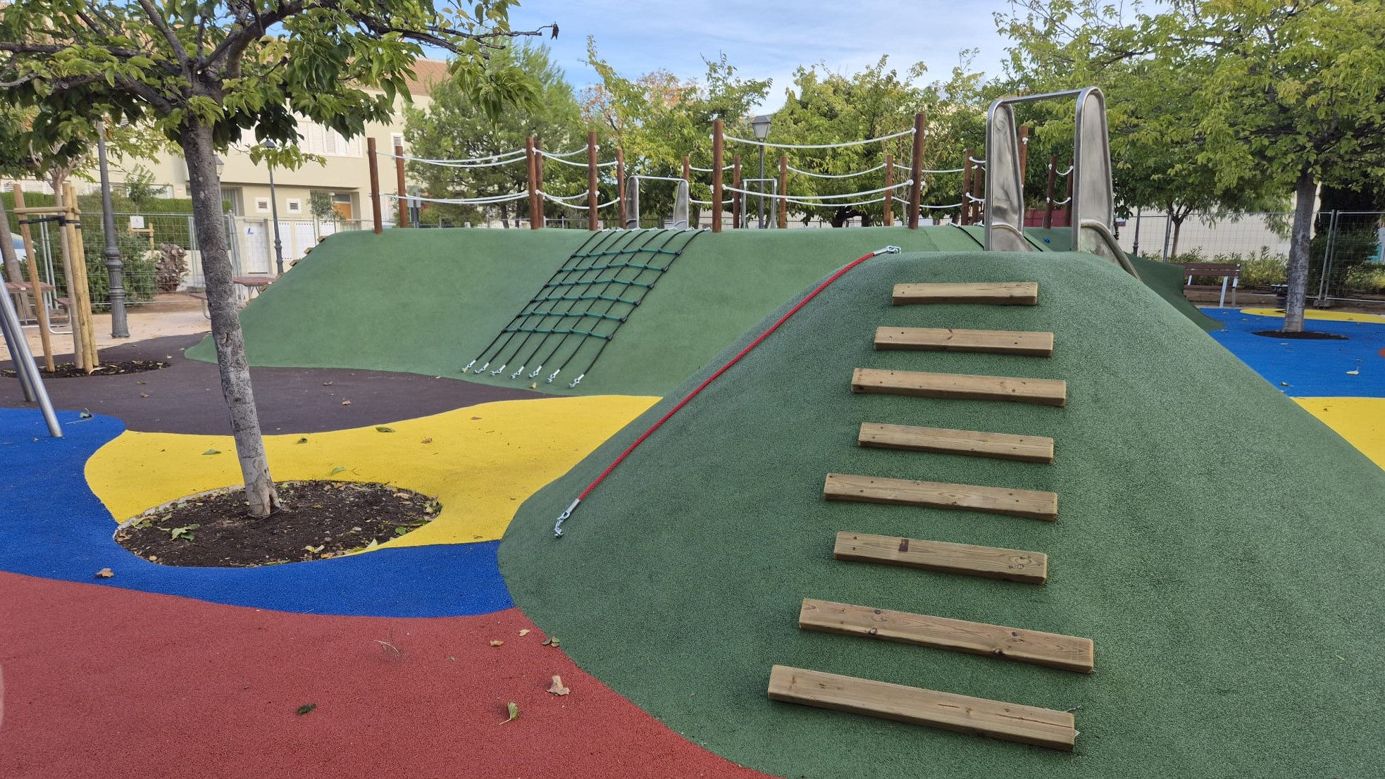 remodelación-juegos-infantiles-jardín-massarrojos