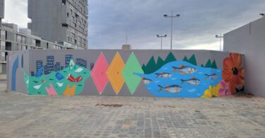 valència-convierte-muro-de-infraestructuras-saneamiento-en-arte-urbano