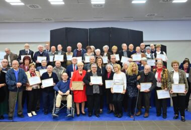 Valencia homenajea a las personas de mayor edad