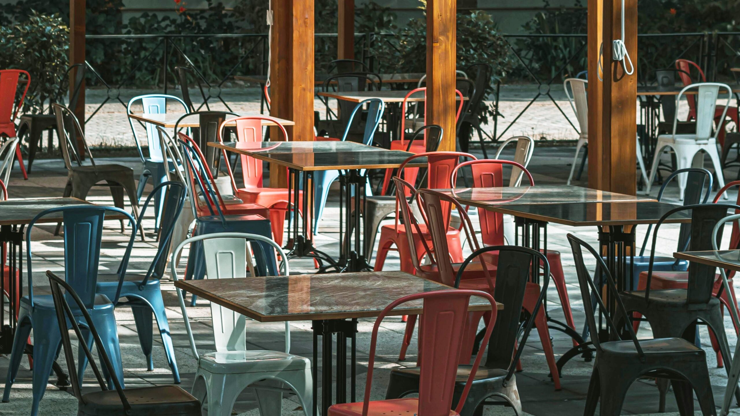 educción del horario de las terrazas en las plazas del Cedro y de Honduras