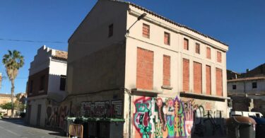 rehabilitación de tres inmuebles en el barrio del Cabanyal